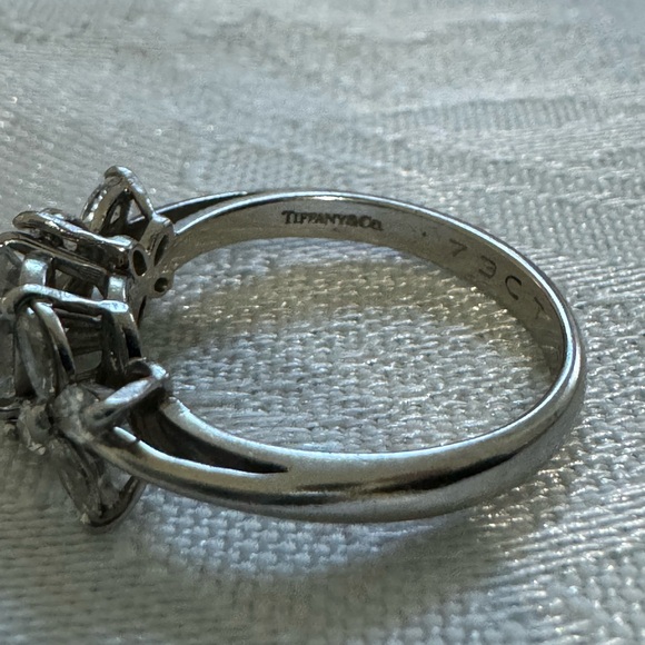 Vintage Tiffany & Co. Victoria Diamond Ring - Picture 6 of 7